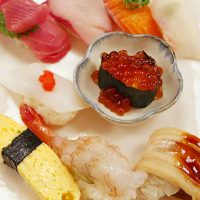大阪・梅田 元祖ぶっち切り寿司 魚心 本店