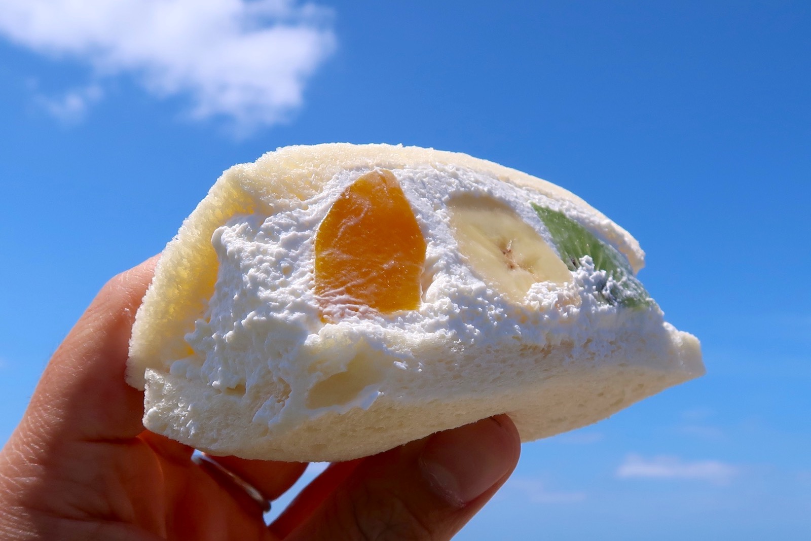 那覇「Yes!!!PICNIC PARLOR」でサンドイッチを買ってピクニック | 沖縄