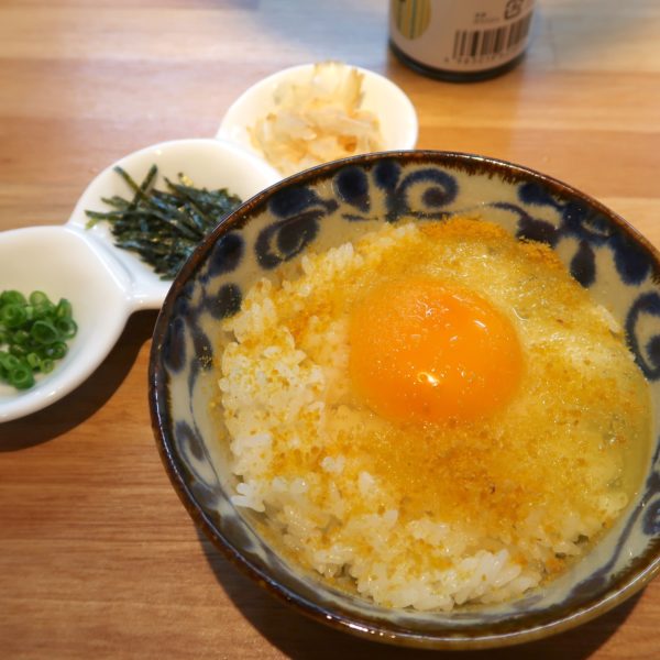 カラスミ入り卵かけご飯（230円）