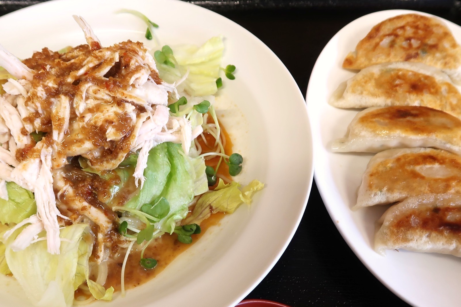 沖縄・うるま市「ちゃいな食堂 らく」で冷やし中華＆餃子 沖縄ランチブログZ