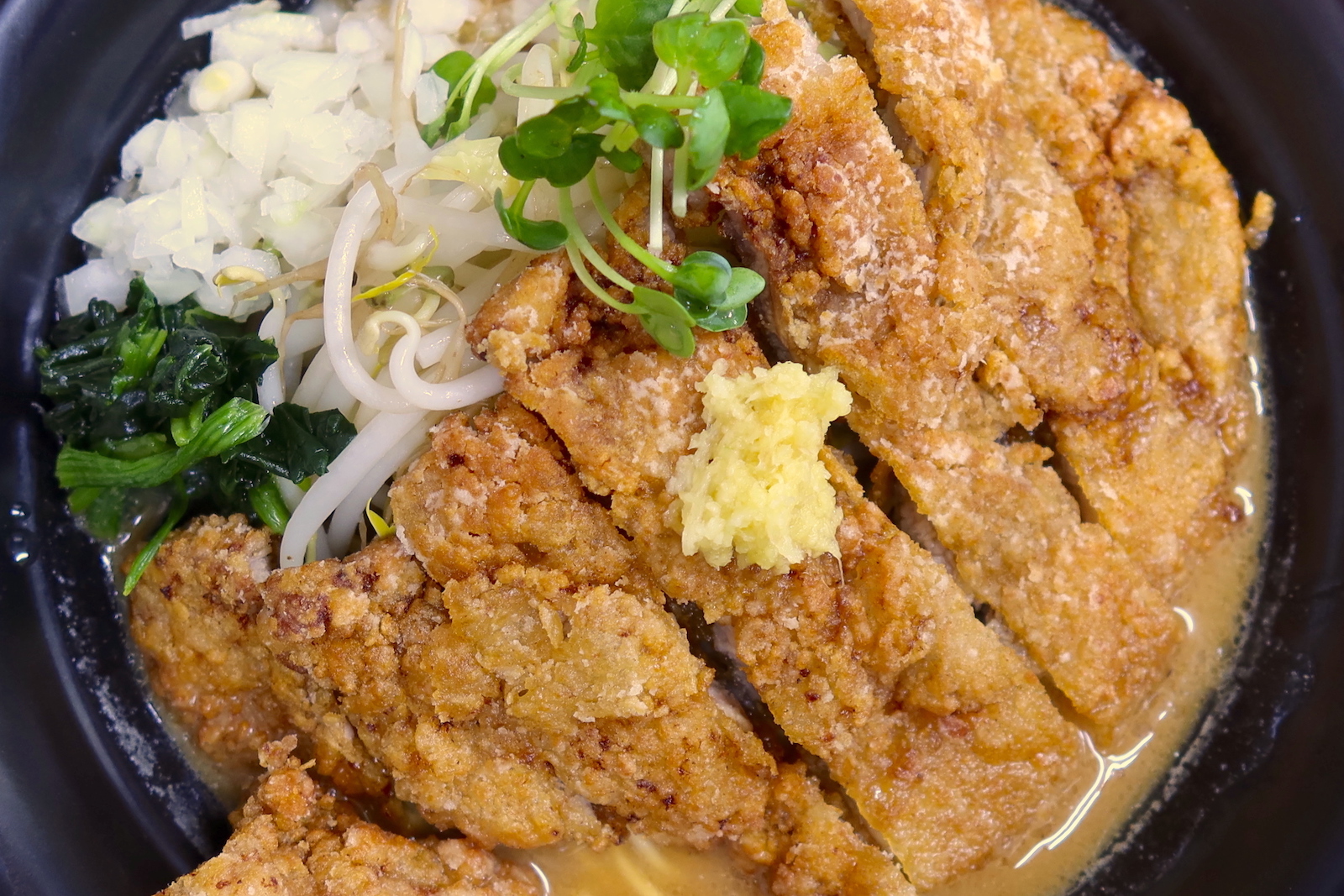 排骨最高 浦添 和風らぁめん はるや でボリューム満点の味噌パーコー麺 沖縄ランチブログｚ