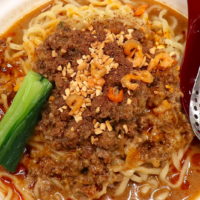 那覇・久茂地の担々麺が美味しいお店「登竜門」で流石の冷やし担々麺