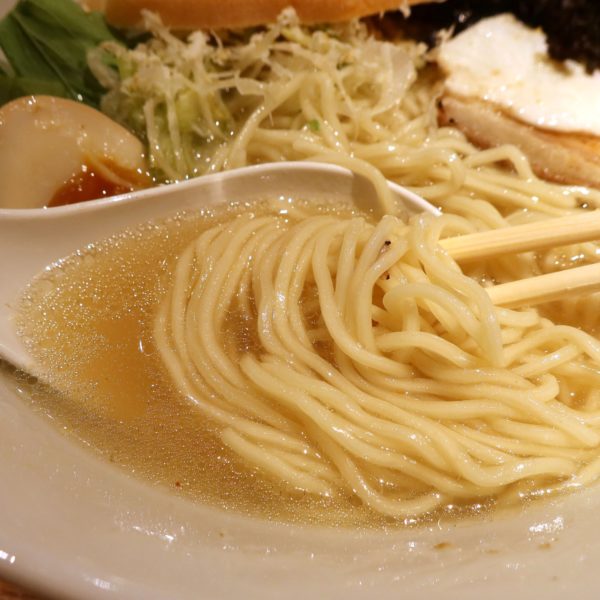 画像：ぱっつん麺とめちゃ旨スープ