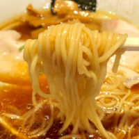 花月嵐の期間限定「しょうゆらぁ麺 飯田商店」はスープが主役の美味しいラーメン！