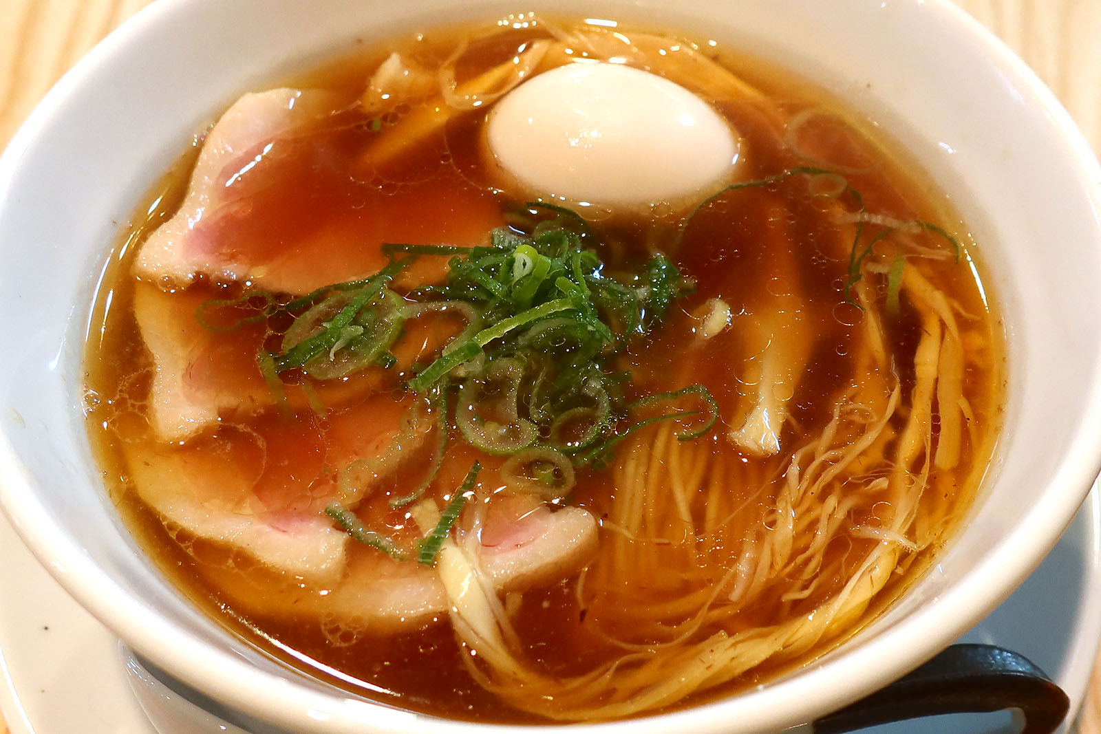 ニューオープン ラーメン 志のわ で醤油ラーメン全部のせ 焼餃子 沖縄ランチブログｚ