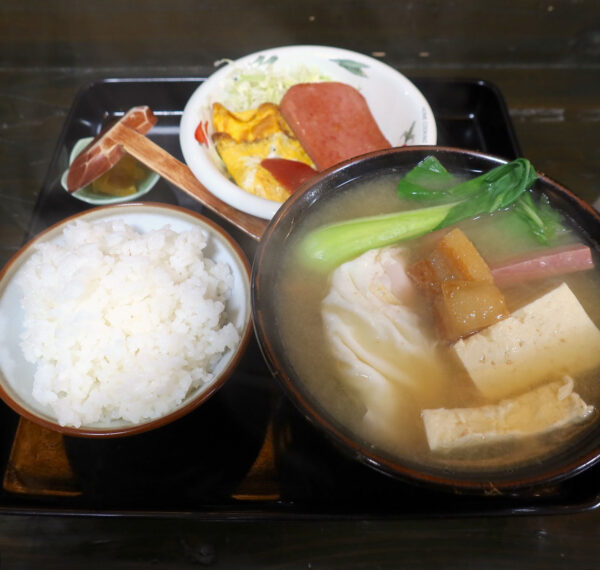 沖縄みそ汁定食（750円）
