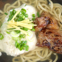 中城村・吉の浦公園前「麺家 にらい」で1日限定10食のゆし豆腐そば＆じゅうしい
