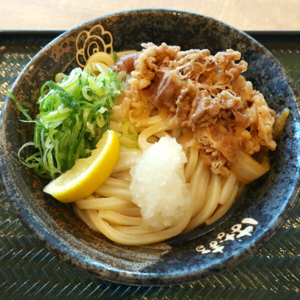 吉野家の牛肉おろしぶっかけ 中・冷（670円）