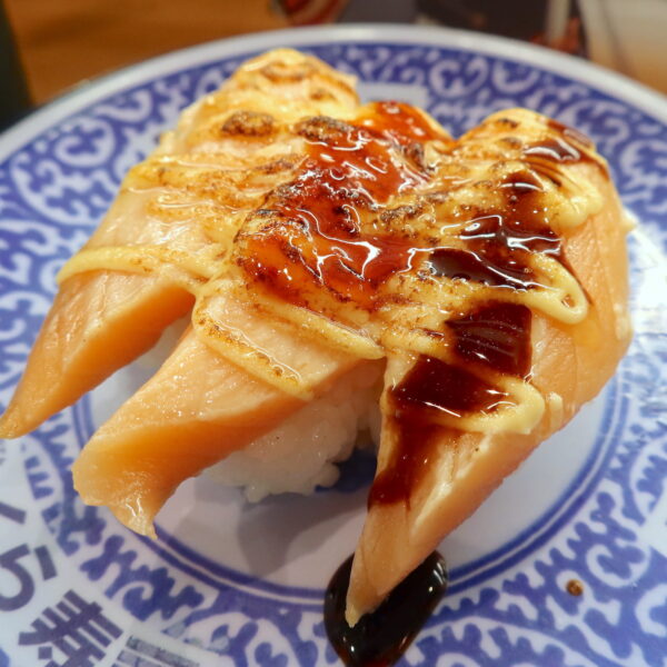 煉獄杏寿郎の炎の炙りチーズサーモン（220円）
