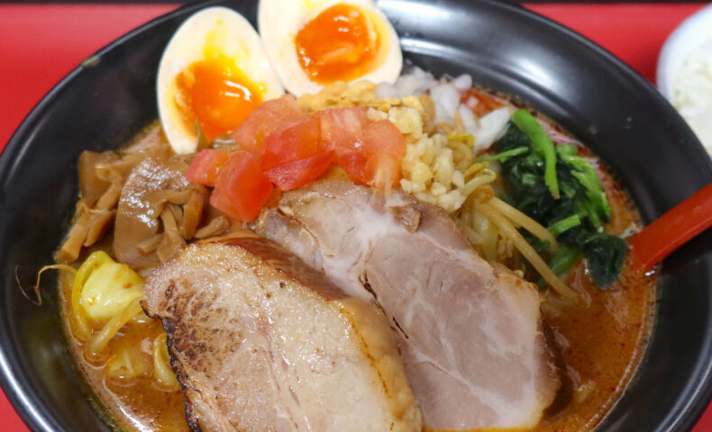 浦添「和風らぁめん はるや」の冬に最高な限定メニュー・カレー味噌白湯麺！
