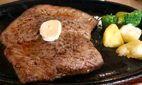 沖縄ステーキの銘店「ジャンボステーキHAN’S」で特選赤身ステーキ300g