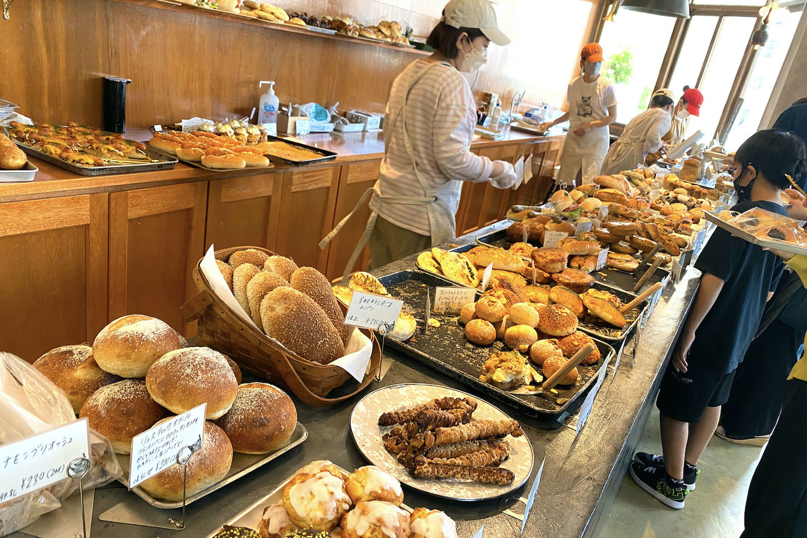 行列のできるパン屋さん「hoppepan（ほっぺパン）」で30分並んでパンを買ってきた。 | 沖縄ランチブログＺ