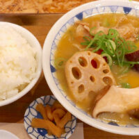渋谷の豚汁定食専門店「ごちとん」で秋限定・石焼き芋豚汁定食