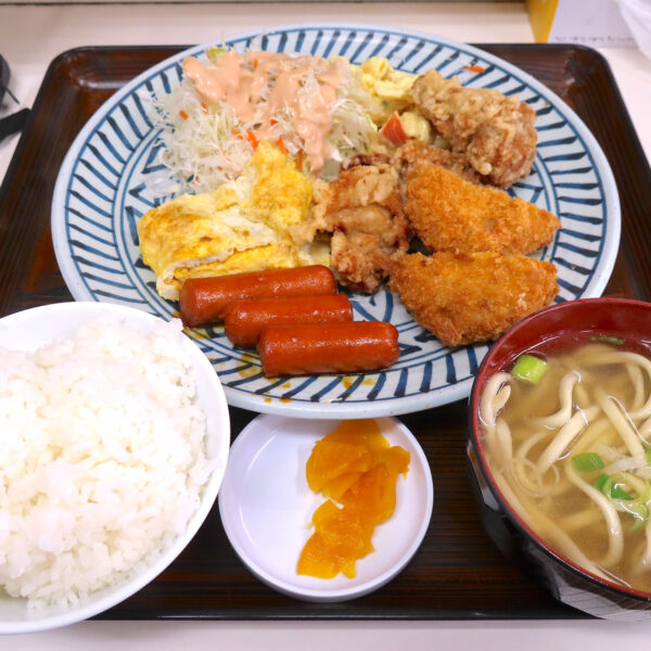 コロッケ定食（780円）