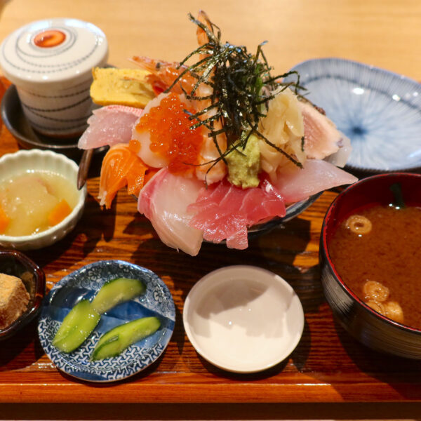 海鮮丼（1,738円）