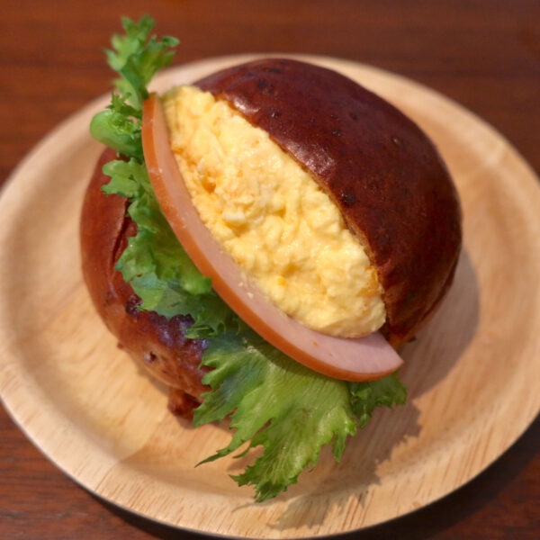 卵サンド（215円）