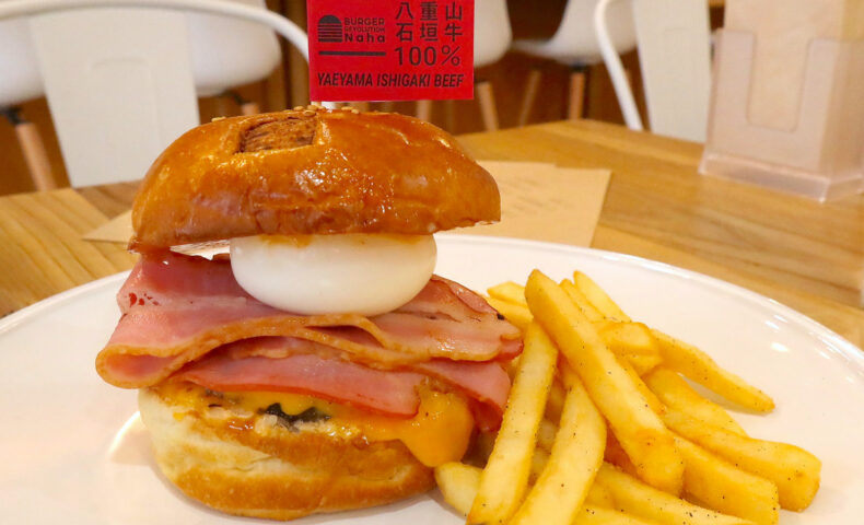 ニューオープン！ 「Burger Revolution Naha」でベーコンエッグチーズバーガー【PR】