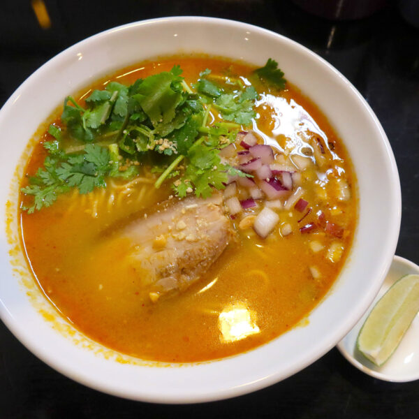 トムヤムクンラーメン 並（900円）