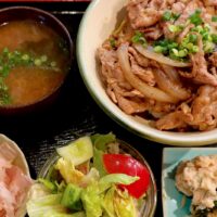 ニューオープン！ 栄町「出汁ダシ」で焼き豚丼定食・大盛り