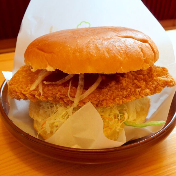 鶏タツタバーガー（770円）