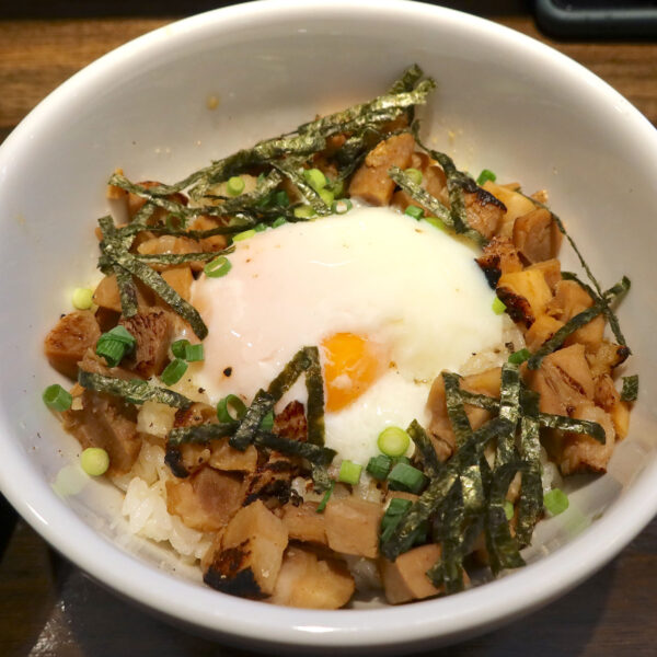 チャーシュー丼（350円）