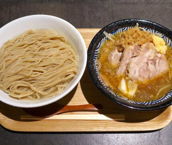 昆布ジローつけ麺 鶏白湯編 大（1,400円）＋豚チャーシュー（250円）