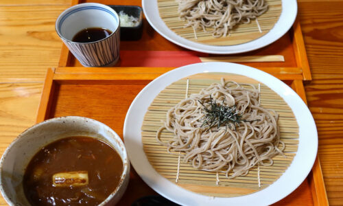 浦添「蕎麦と肴処 和ノ実」でカレーつけ蕎麦＆ざる蕎麦をダブルでいただく