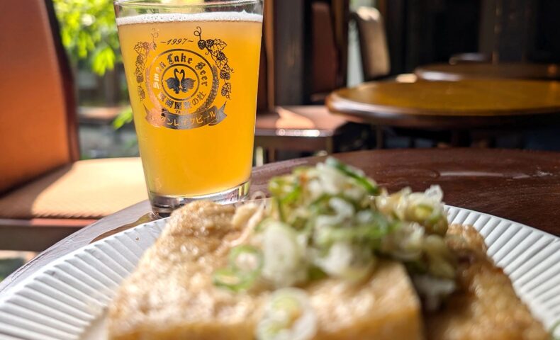 スワンレイクビール27周年祭＆感謝祭で乾杯！ 栃尾の油揚げでビールがススム