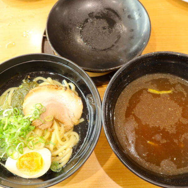 昆布水つけ麺（490円）