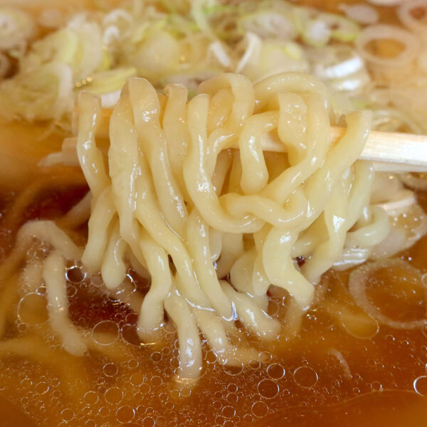 ぷるぷるの麺