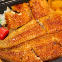 リーズナブルだけどうまい！ 浦添「うなぎ専門 一麦食品」で1,500円のうなぎ弁当