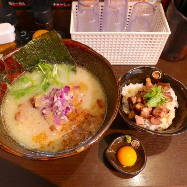 鶏白湯ラーメン どんぶりセット（1,350円）