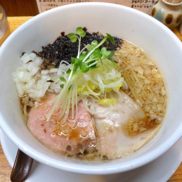 背脂醤油ラーメン（980円）