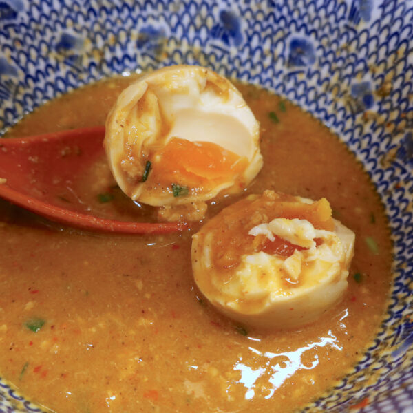 ライスではなく玉子で食べる