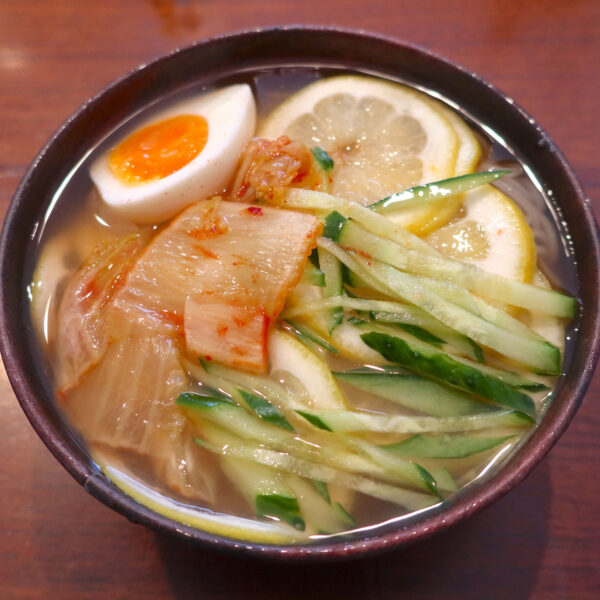 名物！自家製檸檬冷麺（1,360円）