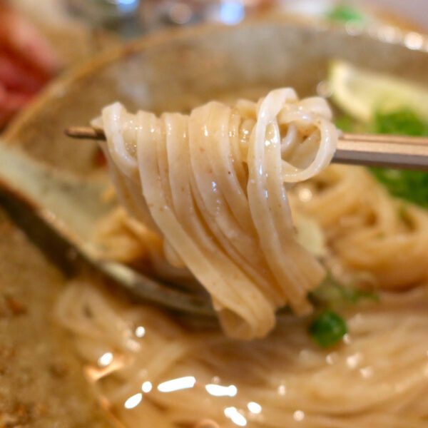 つるんと麺