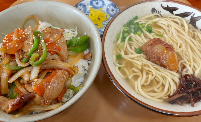 那覇「本家 亀そば 港町本店」でカラダ温まる生姜焼き丼＆沖縄そばセット