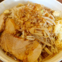 那覇・松山「らーめんふぁんくらぶ 歴史を刻め」でラーメン小 ニンニクマシ野菜マシ