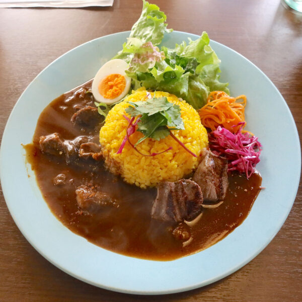 ジビエ肉のスパイスカレー（950円）