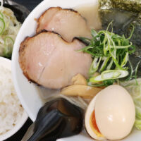 うるま市「麺福 なかむら」で沖縄の魚を使ったラーメン・中華そば −潮− 全部入り