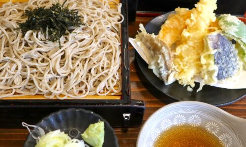 【沖縄で日本蕎麦を食べるシリーズ】那覇「名代蕎麦処 美濃作」で合盛天ざるそば