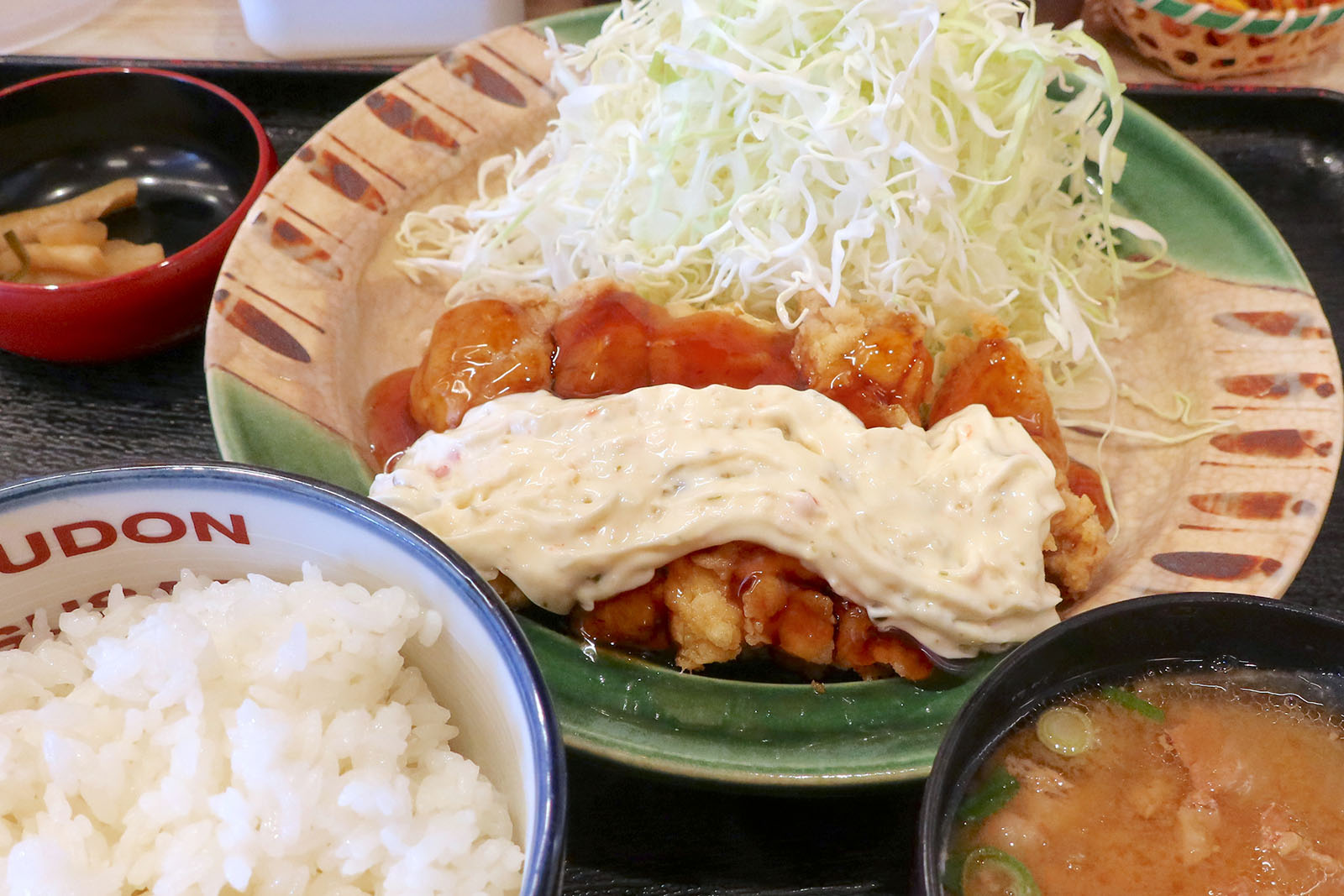 とんかつチェーン「かつさと」で期間限定・チキン南蛮定食 | 沖縄