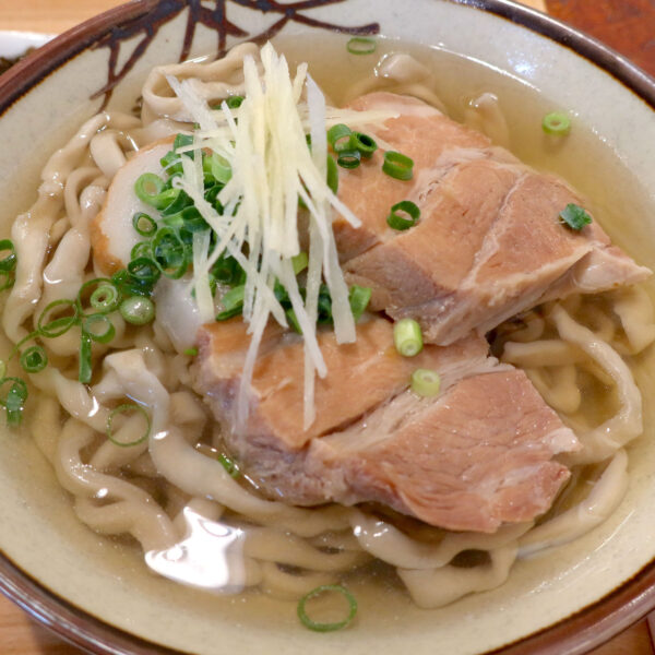 でっかい三枚肉！