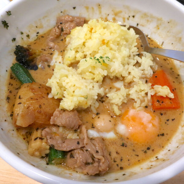 最後はご飯を入れちゃう