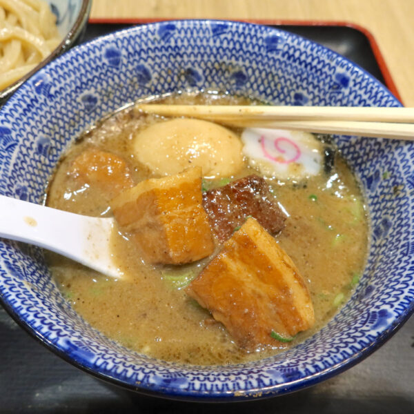 大きなチャーシューがゴロゴロ