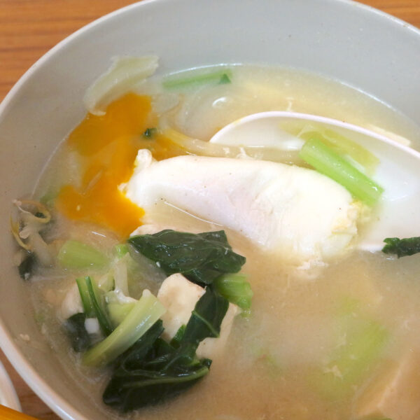 鍋で一緒に煮る玉子