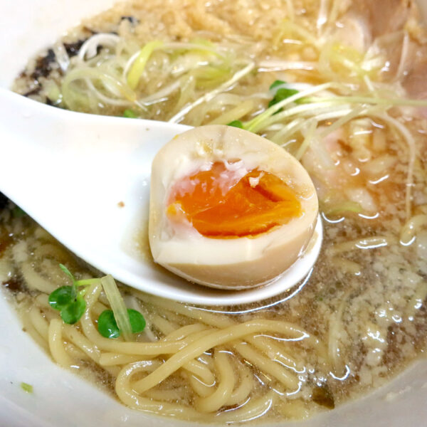 今日は味玉を最初に