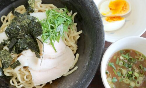 夏の疲れにピッタリな沖縄そば！ 那覇「ゆうなみ 坂下店」の夏季限定・とろろ冷やしそば＋味玉