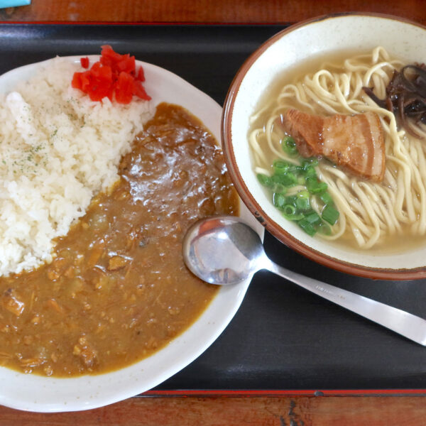 スパイスカレー 亀そば小セット（1,000円）
