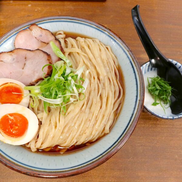 ニボコン（1,200円）＋大盛（100円）